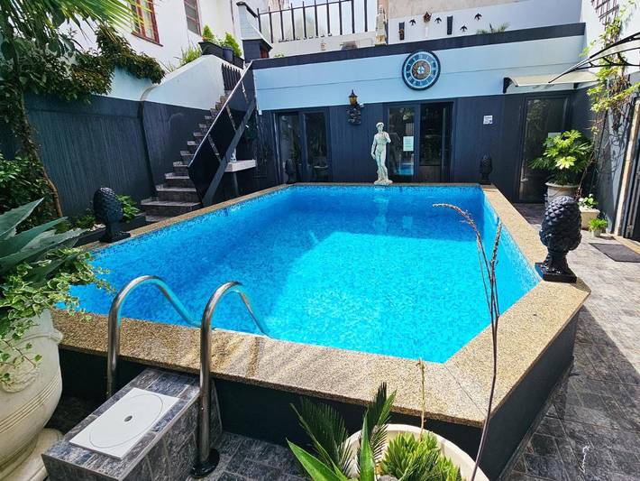 Gîte pour 2 personnes, avec Terrasse ainsi que Jardin et Piscine à Espinho - 2