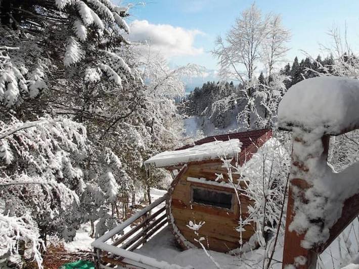 Gîte pour 5 personnes, avec terrasse ainsi que vue sur le lac et vue, animaux acceptés à Mijoux - 2