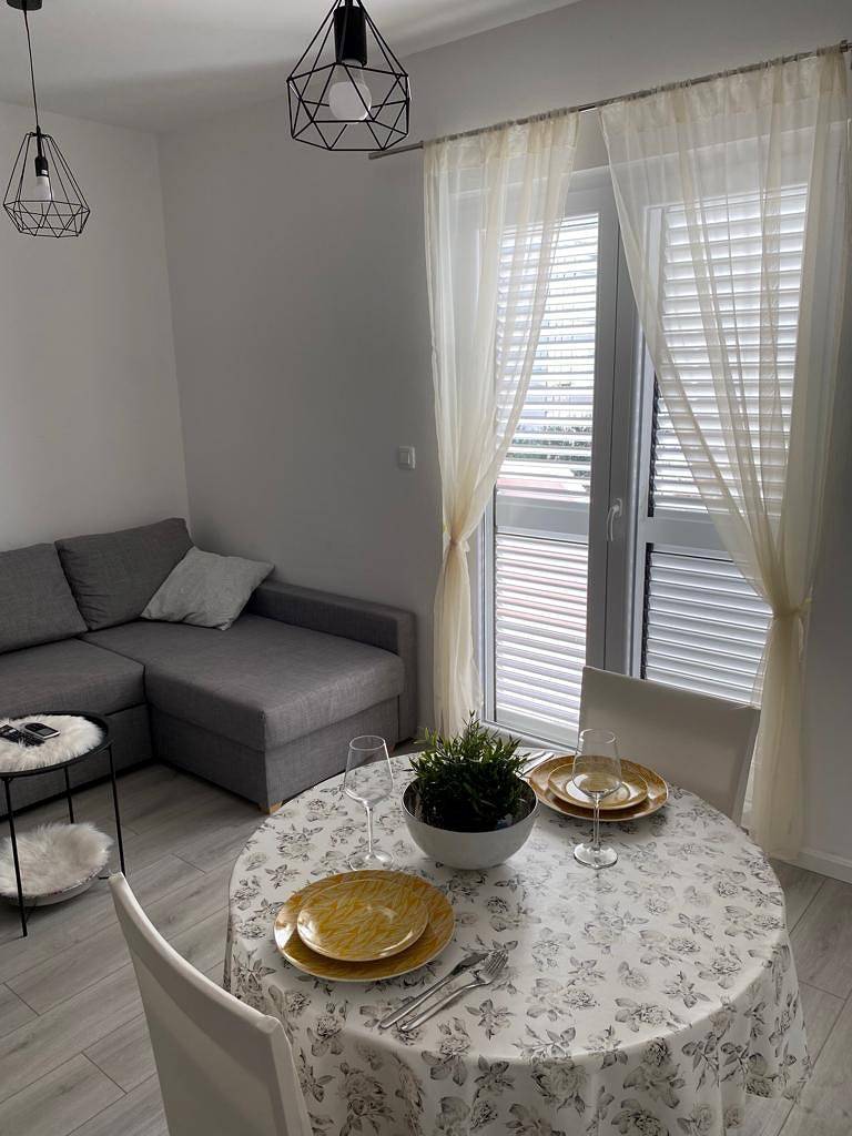 Apartamento entero, One bedroom apartment Brane.  in Biograd na Moru, Region de Zadar