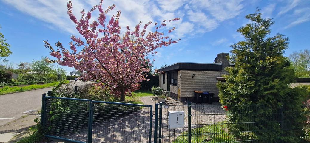 Bungalow für 4 Personen, mit Garten, mit Haustier in Lensterstrand