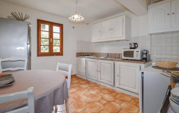 Gîte pour 5 personnes, avec jardin et terrasse, animaux acceptés à Furiani - 3