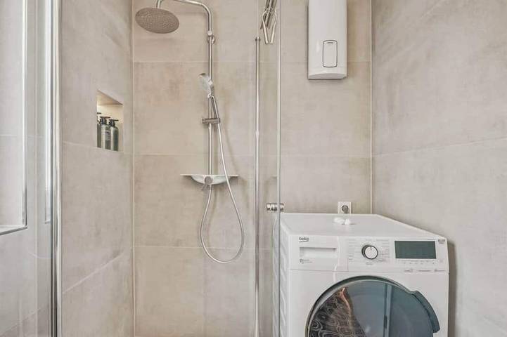 Appartement entier, Centre à 5 min | Compact · Bureau et cuisine in Trèves (Ville), Trèves