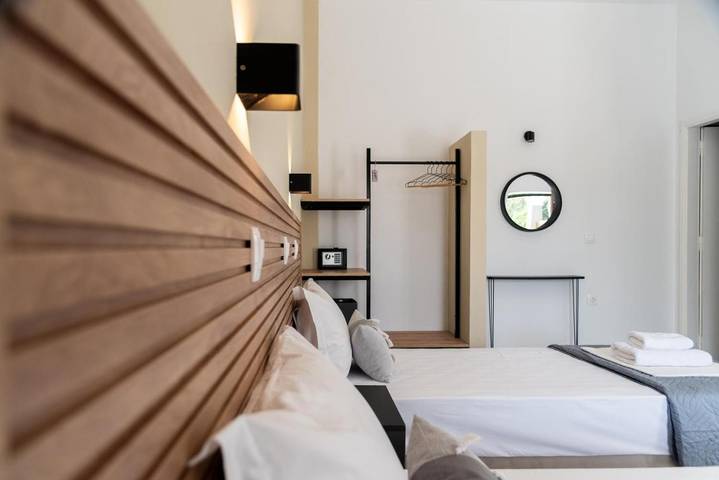 Appart’hôtel pour 2 personnes, avec Terrasse et Jardin
