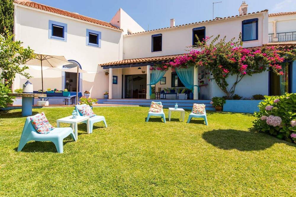 Casa vacanza a Oeste a partire da 350€ a notte