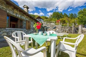 Casa Vacanza per 6 Persone in Caprezzo, Alpi Lepontine, Foto 4
