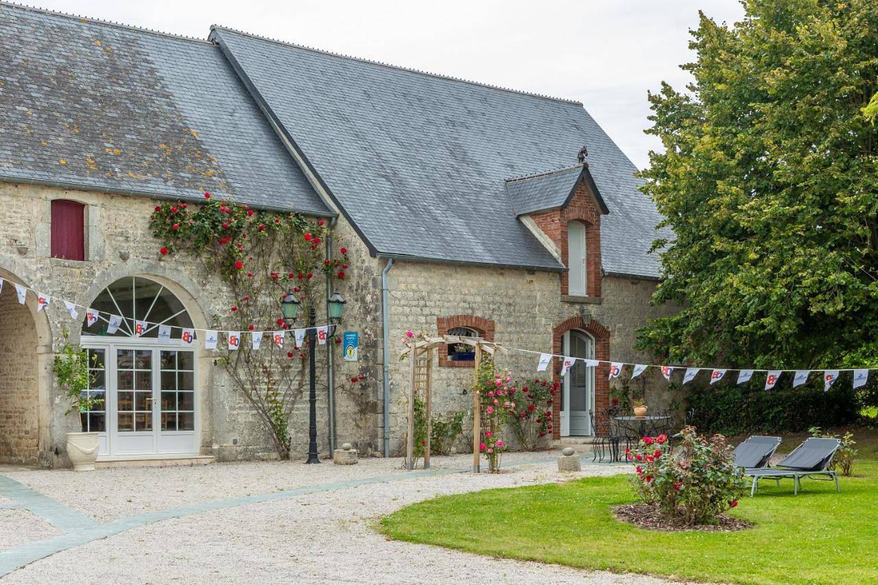Twin Room in Fresville, Côte de la Déroute