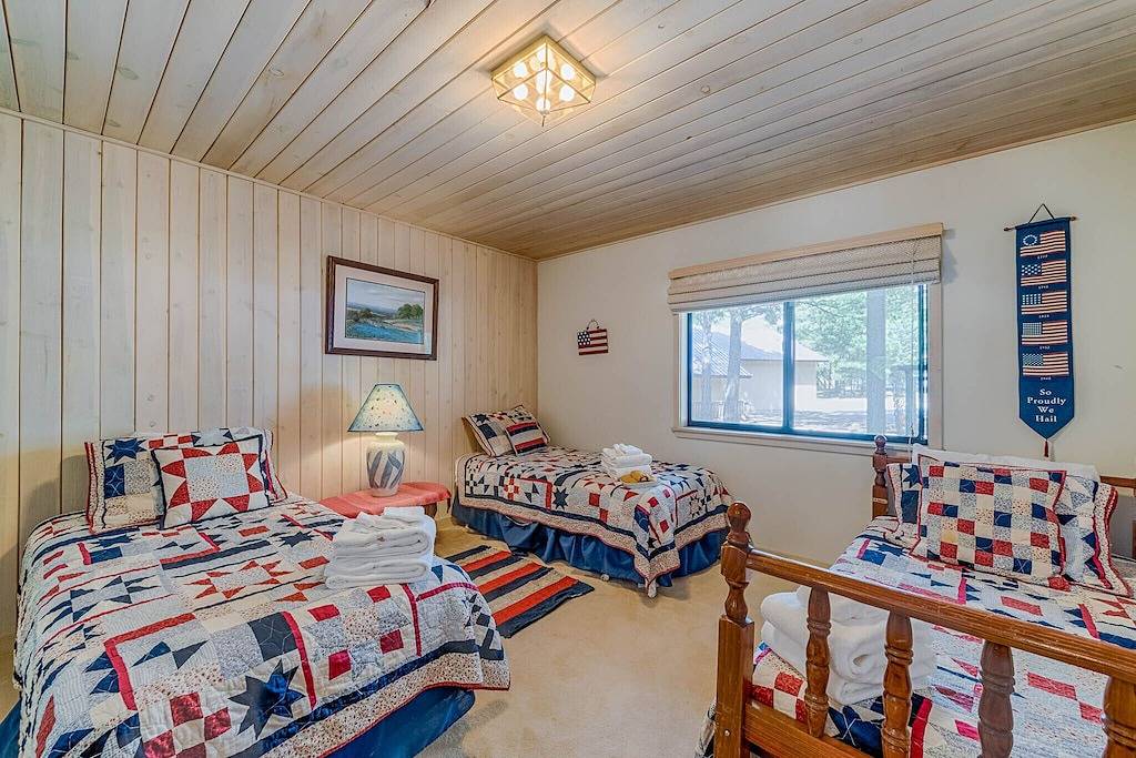 Alto Chalet, 3 Schlafzimmer, Schlafmöglichkeiten für 6, Whirlpool, Medienraum, Whirlpool in Alto, Ski Apache