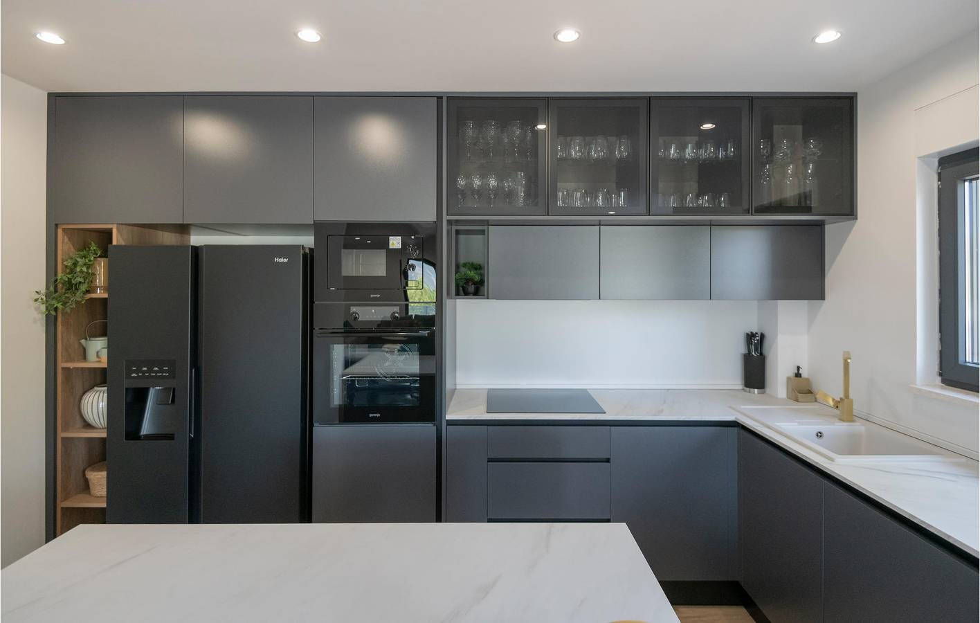 Modernes 200 m² großes Apartment mit Pool, Terrasse und WLAN in der Nähe des Flusses in Imotski, Makarska Riviera