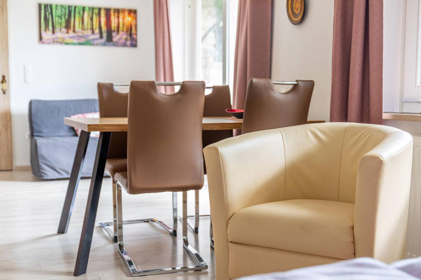 Familiekamer, douche, uitzicht op het meer, foto 10