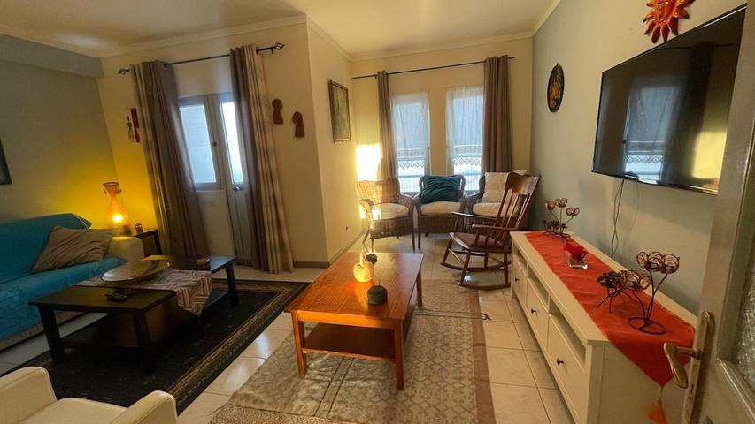 Gîte pour 11 personnes, avec balcon et vue dans Tarrafal