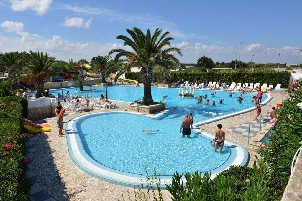 Camping Villaggio Pineta Al Mare in Lido Specchiolla, Carovigno