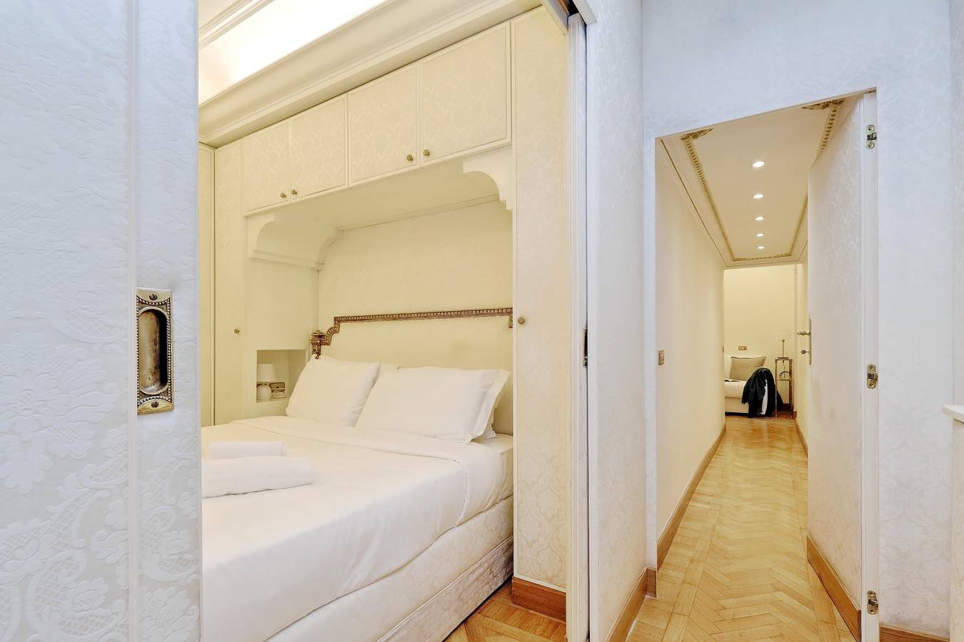 Boutique Domus Trevi in Centro di Roma, Roma