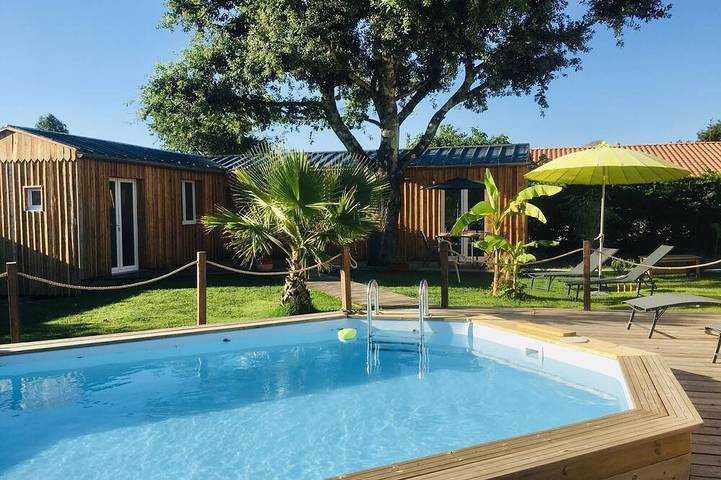 Chalet pour 4 personnes, avec terrasse et jardin