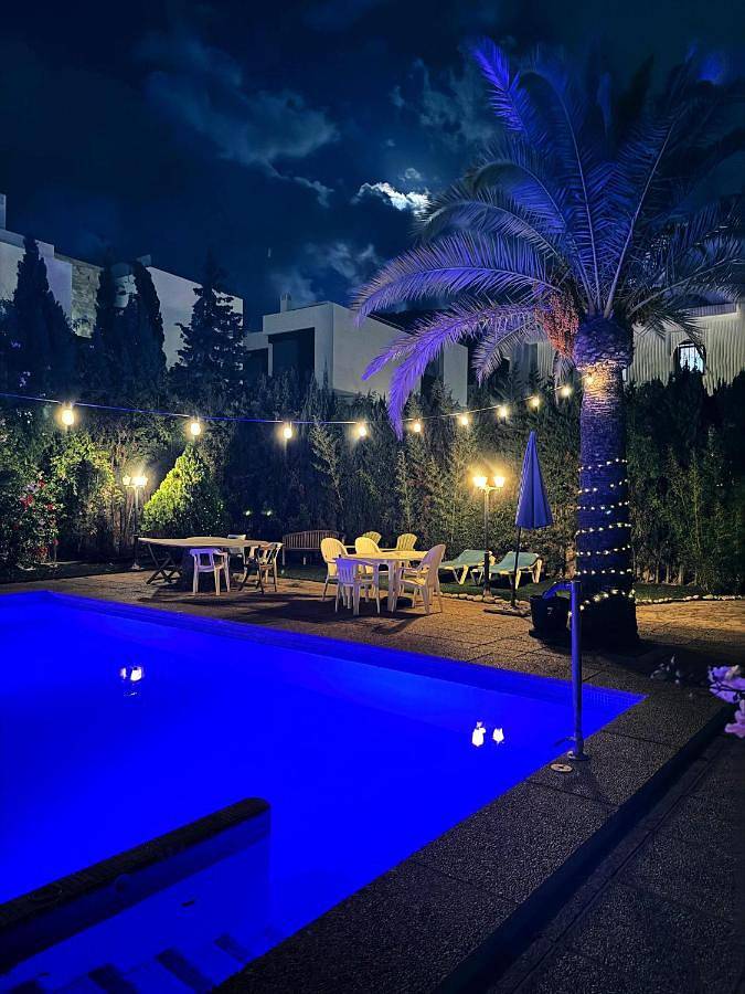 Appartement de vacances pour 3 personnes, avec piscine ainsi que jacuzzi et jardin