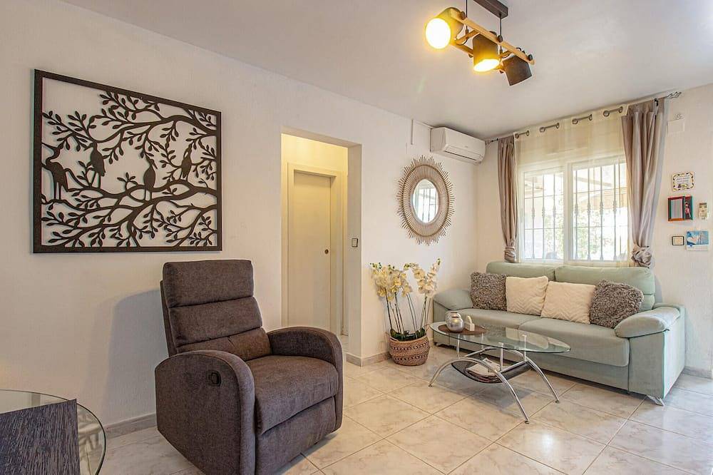 Ganze Wohnung, Atemberaubende Wohnung in Torrevieja in El Chaparral, Torrevieja