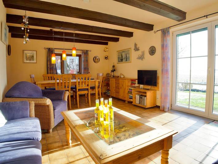 Ferienhaus für 5 Personen, mit Garten und Ausblick sowie Terrasse, kinderfreundlich in Nordstrand - 2