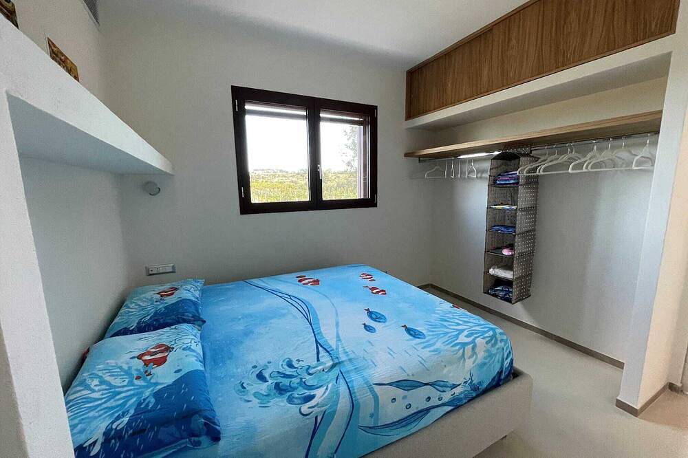 Charming 2-bedroom villa with Ac in beautiful Sicilia in Syrakus, Syrakus Provinz