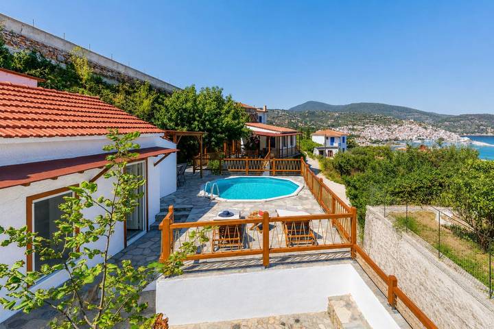 Chalet para 4 personas, con terraza - 1