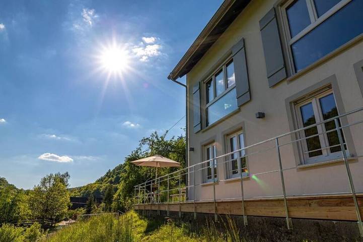 Ferienhaus für 10 Personen, mit Garten und Sauna sowie Terrasse