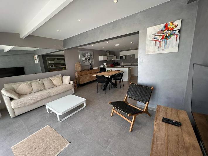 Gîte pour 4 personnes, avec vue ainsi que jardin et piscine dans Nettlé Bay - 4