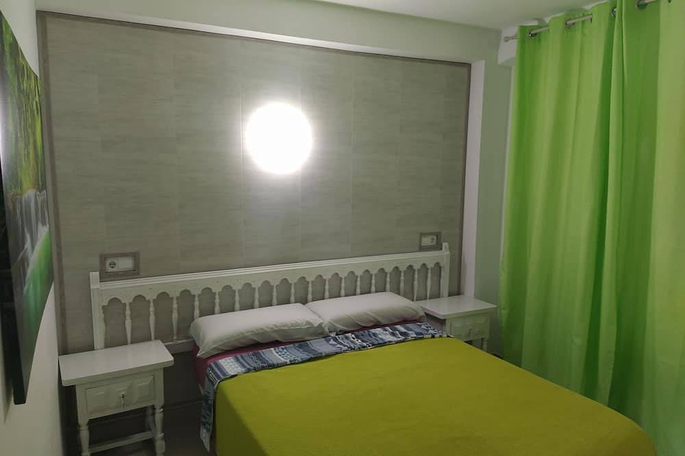 Apartamento entero, Apartamento en primera linea de mar 2 dormitorios+Wifi+2 Plazas Parking+Terraza in Costa Dorada