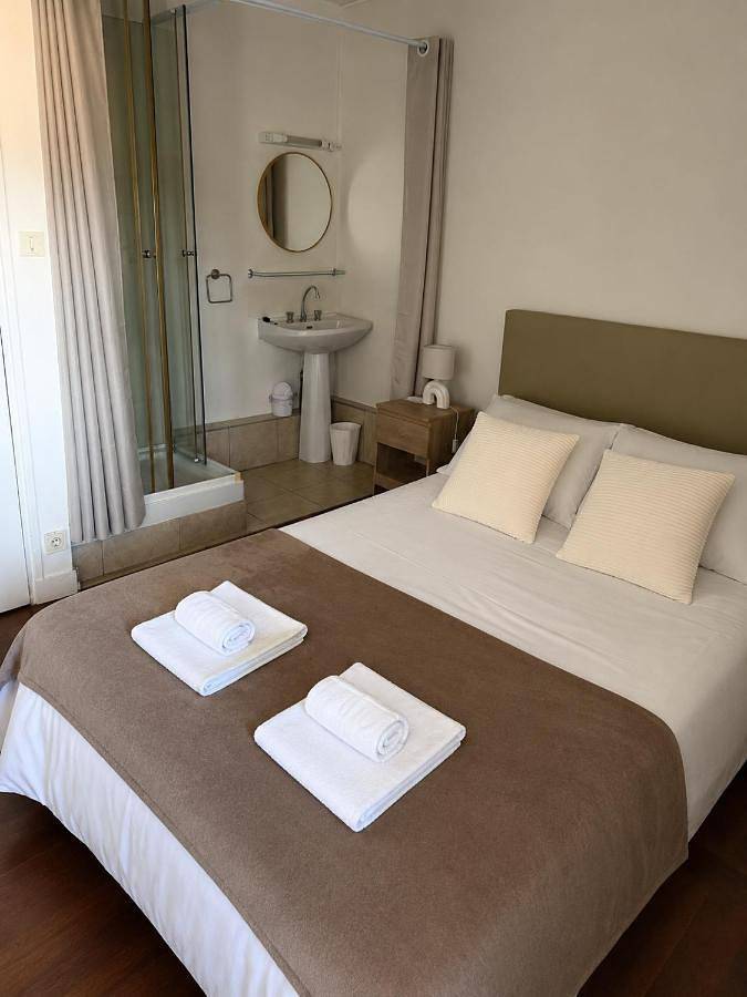 Hôtel pour 2 personnes, avec Terrasse à La Gouesnière - 2