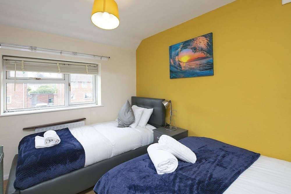 3 Bedroom Contractors House Near New Cross Hospital in Wolverhampton, Birmingham y alrededores
