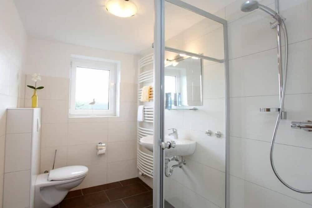 Geheel appartement, Modern vacation apartment (38sqm) for 2 people with free Wifi in Altastenberg, Hochsauerlandkreis