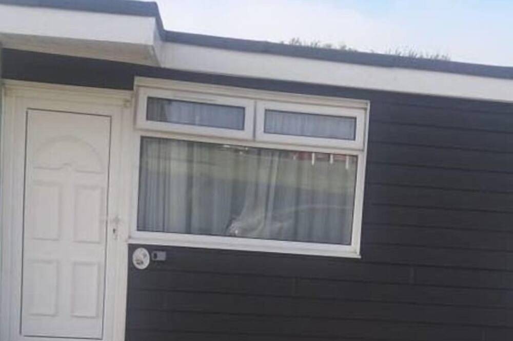 Chalet for 5 People in Sandown, Isle of Wight