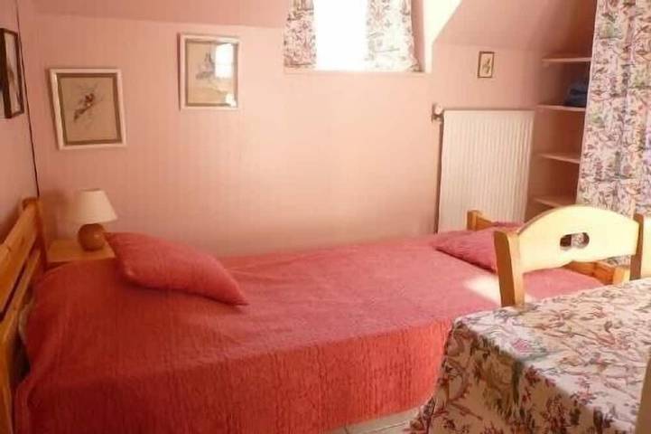 Gîte pour 15 personnes, avec jardin, animaux acceptés à Saint-Gervais-la-Forêt - 2