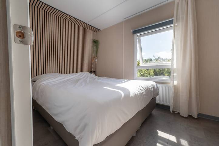 Camping für 4 Personen, mit Terrasse und Seeblick sowie Balkon/Terrasse in Friesland - 4