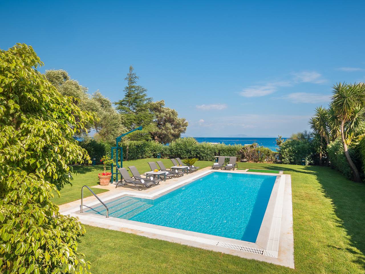 Villa pour 8 Personnes dans Mparmpati, Corfou