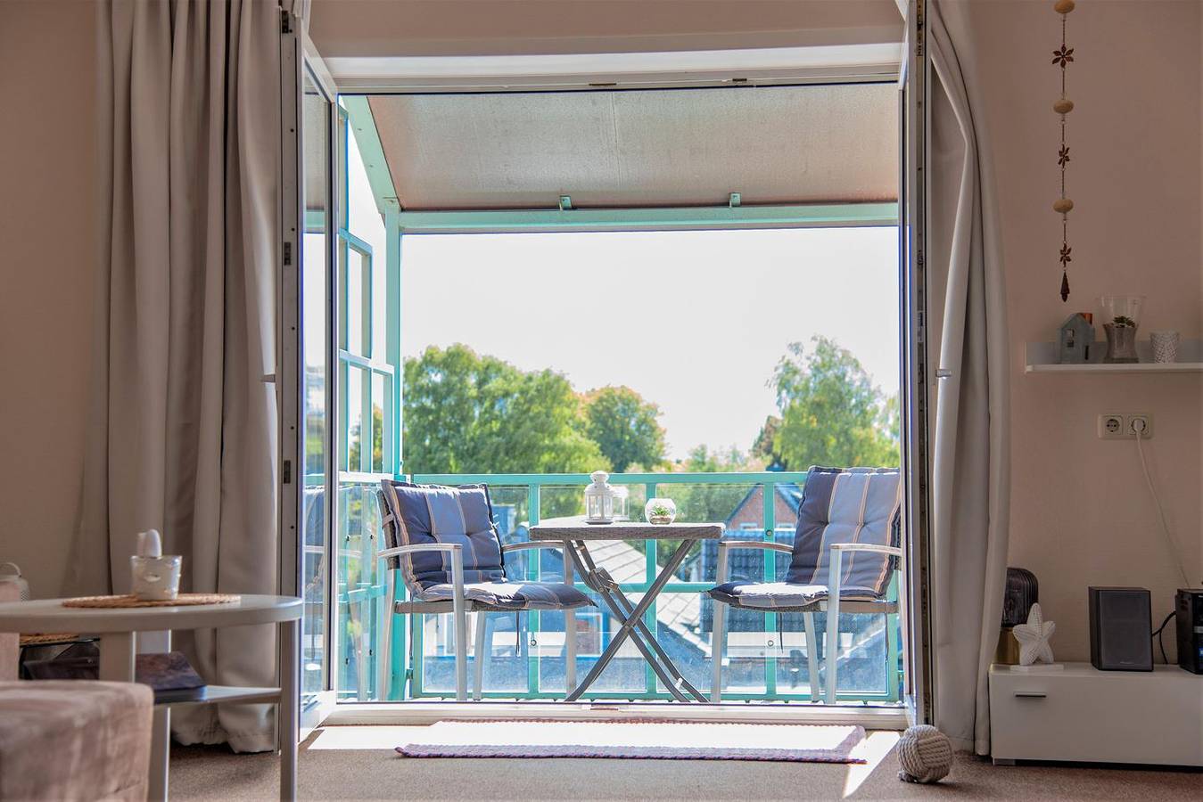 Ganze Wohnung, 1- Raum Appartement mit Balkon Süd- Landseite in Wendtorfer Strand, Stein