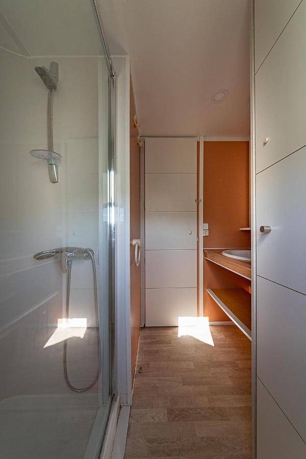 Camping pour 4 personnes, avec vue et terrasse ainsi que jardin et piscine, animaux acceptés dans Aragon (Espagne) - 3