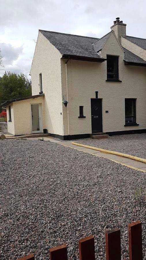 Location de vacances pour 4 personnes, avec vue ainsi que vue sur le lac et jardin dans Glenfinnan - 2