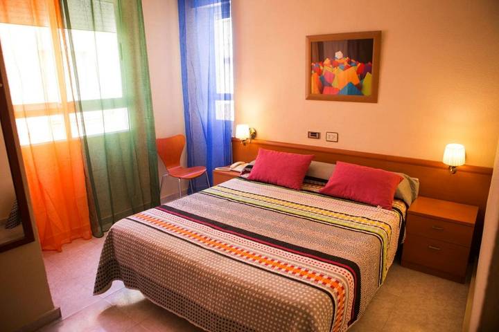 Hôtel pour 2 personnes, avec terrasse dans Santiago de la Ribera - 3