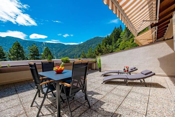 Appartamento per 4 persone, con Terrazza e Panorama a Borno