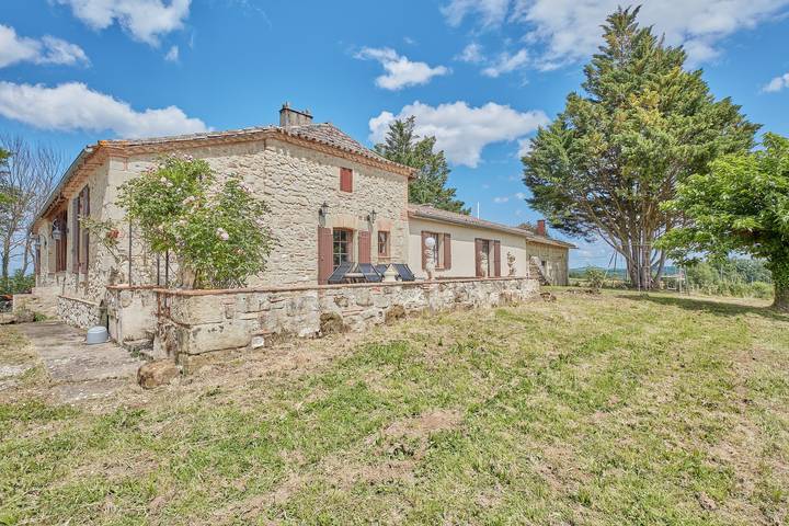 Maison de vacances pour 11 personnes, avec Terrasse ainsi que Jardin et Piscine dans le Lot-et-Garonne - 4