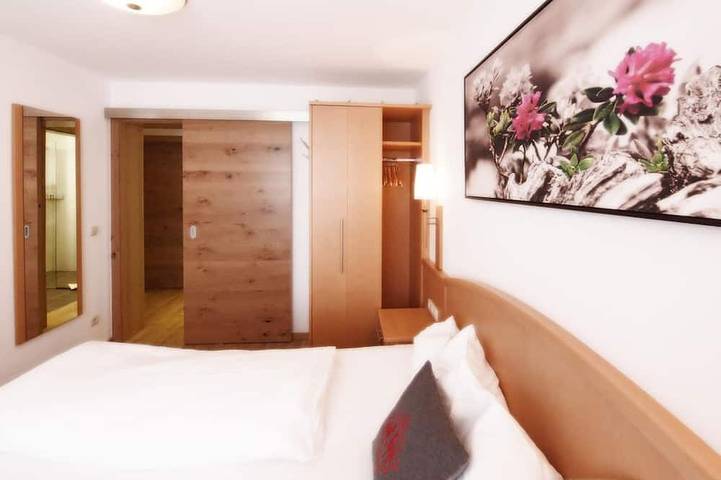 Ferienhaus für 4 Personen, mit Balkon und Garten sowie Pool und Sauna im Salzkammergut