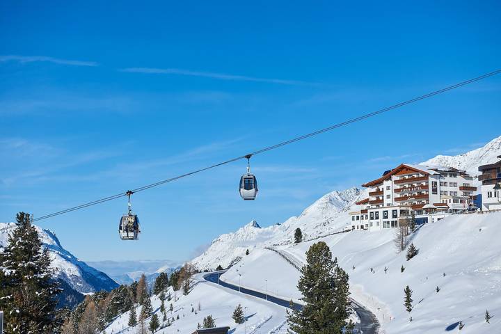 Hotel für 3 Personen, mit Balkon und Terrasse sowie Pool und Sauna in Hochgurgl