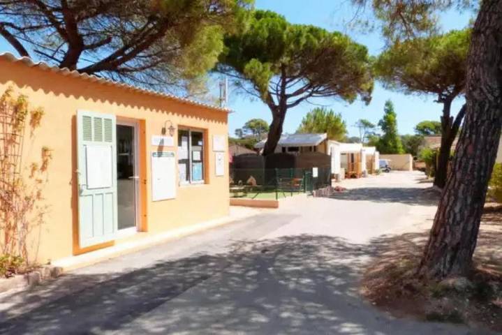 Camping pour 5 personnes à Giens