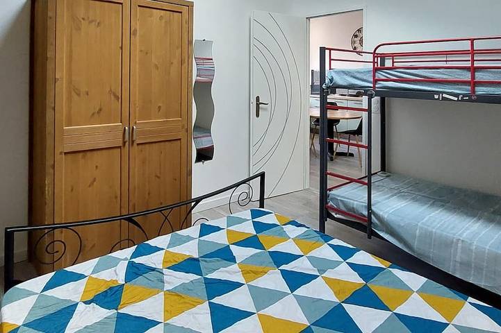 Apartamento entero, 2 bedroom lovely apartment in Vayres in Vayres, Región de Libourne