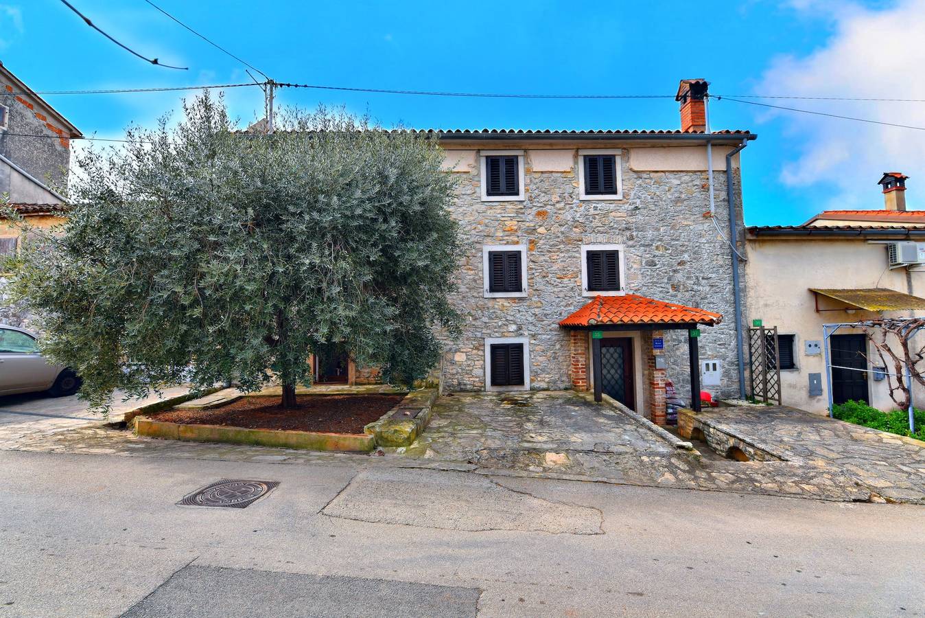 Ferienhaus für 5 Personen mit Terrasse in Stinjan, Pula