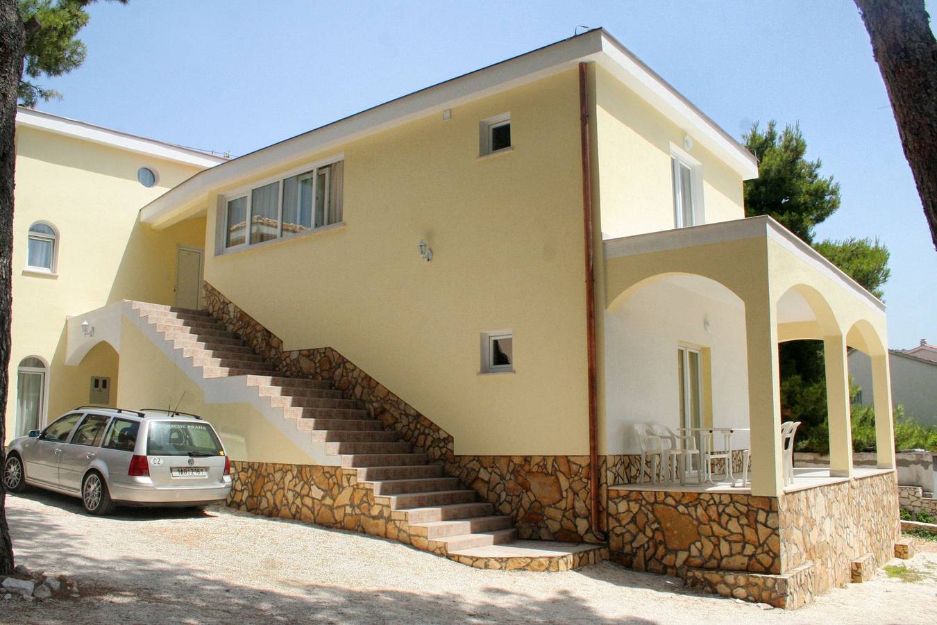 Habitación en la playa Rogoznica S-3097-b in Rogoznica, Condado de Šibenik-Knin