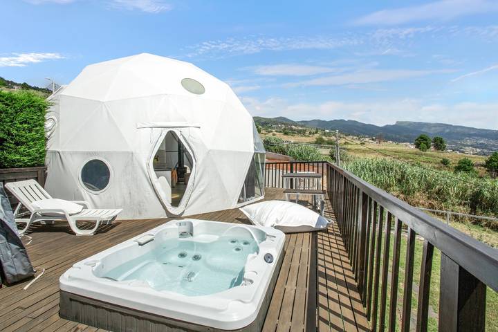 Camping para 2 personas, con Jacuzzi y Jardín en 