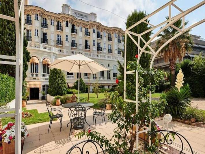 Gîte pour 6 personnes, adapté aux familles dans Plage Veillat Saint Raphael - 2