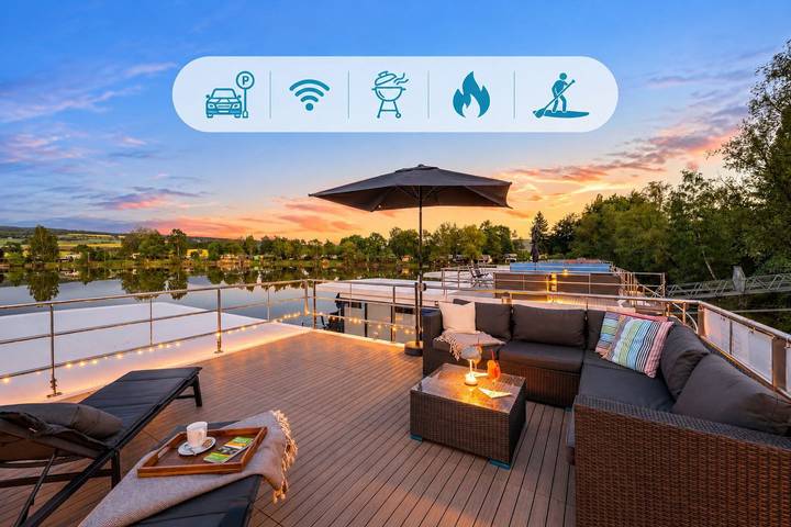 Ferienhaus für 6 Personen, mit Terrasse und Seeblick sowie Ausblick in Höxter