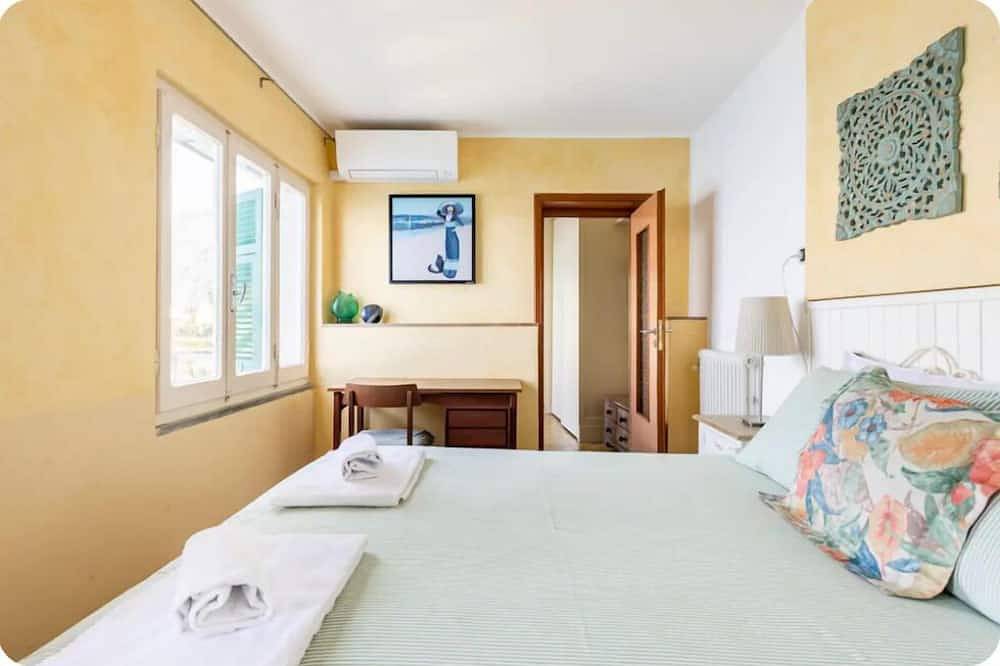 Beautiful villa overlooking the sea in Manarola, Cinque Terre