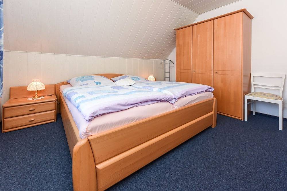 Ganze Wohnung, Ferienwohnung Steuerbord - Haus Beluga in Bensersiel, Esens