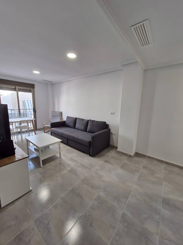Casa vacacional 'Santa Pola Centro con Parking', balcón, Wi-Fi y aire acondicionado in Santa Pola, Costa Blanca
